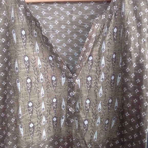 Lucky brand Paisley Print Henley brown Small/P - Picture 3 of 7